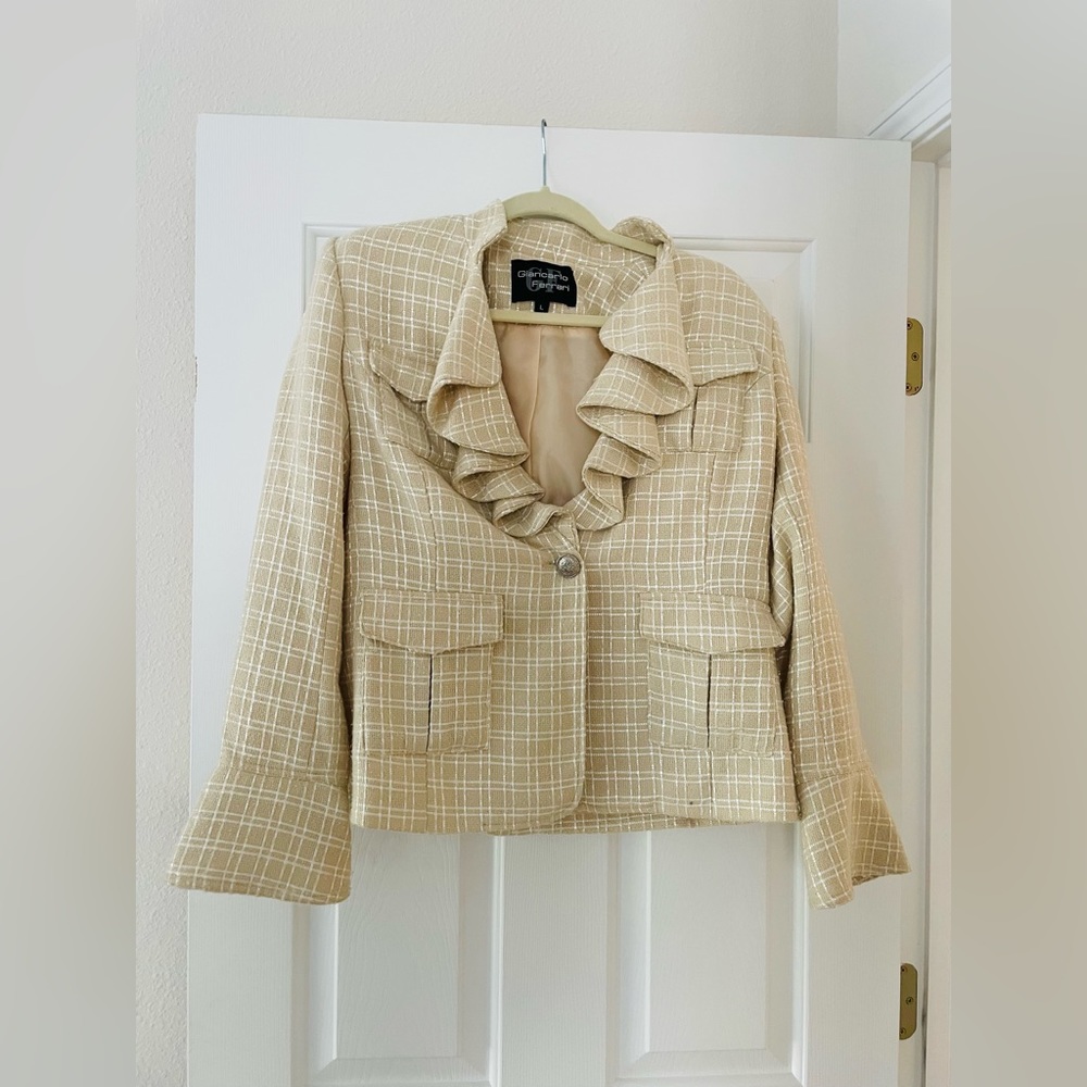 Giancarlo Ferrari women’s jacket.